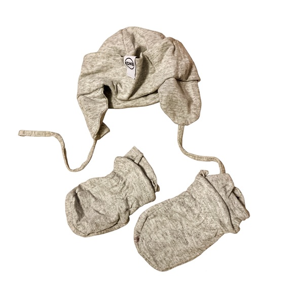 3-9 month Komb hat & mitts set - Picture 1 of 2